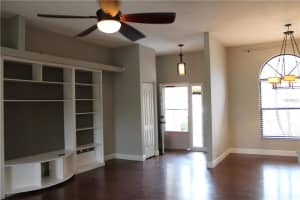 7638 37th St Cir E, Sarasota, FL 34243, Sold 12/15/17