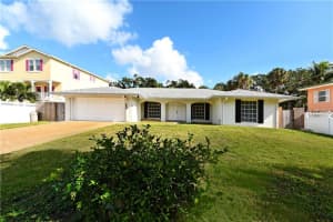 4853 Commonwealth Dr, Siesta Key, FL 34242, Sold 05/15/18