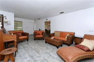 4853 Commonwealth Dr, Siesta Key, FL 34242, Sold 05/15/18