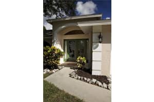 3731 Pond View Ln, Sarasota, FL 34235, Sold 12/27/17