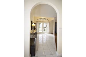 3731 Pond View Ln, Sarasota, FL 34235, Sold 12/27/17