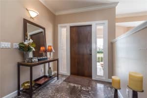 5840 Sandy Pointe Dr, Sarasota, FL 34233, Sold 12/13/17