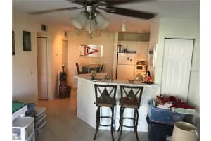 850 S Tamiami Trail, Sarasota, FL 34236, Sold 10/31/17