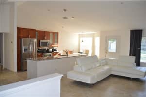 5914 Pine Tree Dr, Bradenton, FL 34202, Sold 02/16/18
