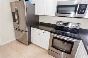 4001 S Beneva Rd, Sarasota, FL 34233, Sold 12/22/17