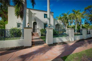 76 S Washington Dr, Sarasota, FL 34236, Sold 05/16/18