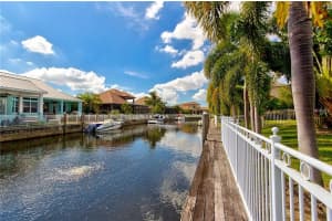 537 Fore Dr, Bradenton, FL 34208, Sold 11/28/17
