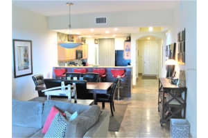 1921 Monte Carlo Dr, Sarasota, FL 34231, Sold 01/10/18
