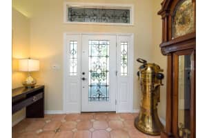 4446 N Lake Dr, Sarasota, FL 34232, Sold 01/30/18