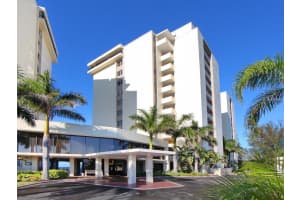 19 Whispering Sands Dr, Sarasota, FL 34242, Sold 12/21/17