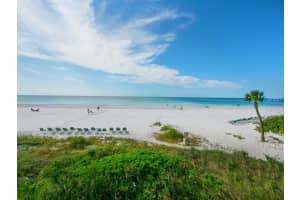 19 Whispering Sands Dr, Sarasota, FL 34242, Sold 12/21/17