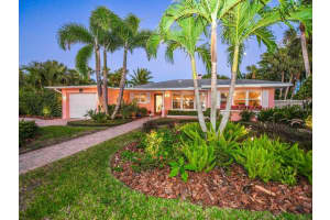 409 N Washington Dr, Sarasota, FL 34236, Sold 02/09/18