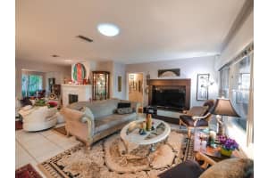 409 N Washington Dr, Sarasota, FL 34236, Sold 02/09/18
