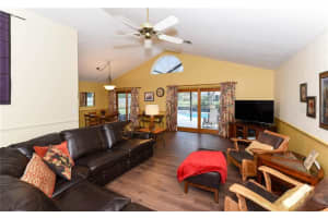 6204 Pine Tree Dr, Bradenton, FL 34202, Sold 02/13/18