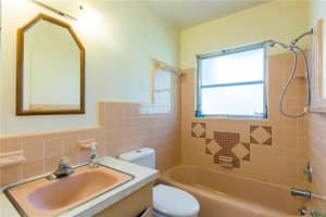 5221 N Shade Ave, Sarasota, FL 34234, Sold 03/08/18