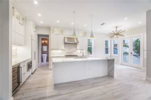 580 Broadway St, Longboat Key, FL 34228, Sold 05/08/18