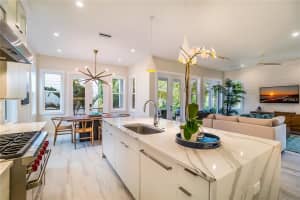 580 Broadway St, Longboat Key, FL 34228, Sold 05/08/18