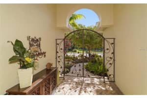 2525 Marblehead Dr, Sarasota, FL 34231, Sold 04/17/18