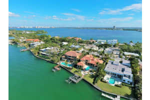 1345 Westway Dr, Sarasota, FL 34236, Sold 04/09/18