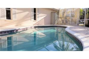 7133 40th Ln E, Sarasota, FL 34243, Sold 03/08/18