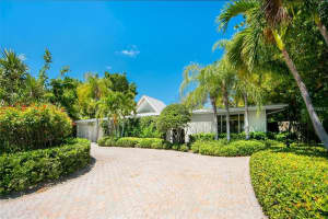 1177 Center Pl, Sarasota, FL 34236, Sold 02/20/19