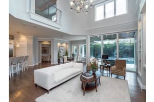 1930 Clematis St, Sarasota, FL 34239, Sold 04/06/18