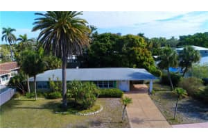 422 S Washington Dr, Sarasota, FL 34236, Sold 02/28/18