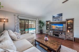 8317 Cypress Lake Dr, Sarasota, FL 34243, Sold 04/16/18