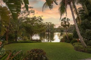 1624 N Lake Shore Dr, Sarasota, FL 34231, Sold 08/31/18