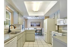 4960 Reagen Way, Sarasota, FL 34232, Sold 07/09/18