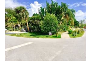 643 Calle Del Otono, Siesta Key, FL 34242, Sold 04/03/18