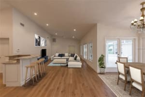 3211 E Forest Lake Dr, Sarasota, FL 34232, Sold 09/27/18