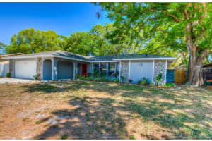 8321 Sylvan Woods Dr, Sarasota, FL 34243, Sold 05/14/18