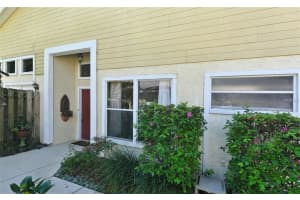 4222 St Charles Dr, Sarasota, FL 34243, Sold 05/08/18