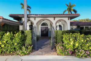 1625 S Lodge Dr, Sarasota, FL 34239, Sold 06/25/18