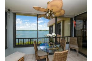 8735 Midnight Pass Rd, Sarasota, FL 34242, Sold 08/15/18