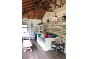 MLS# MFRA4408511, Bradenton, Florida 34208