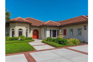2509 Casey Key Rd, Nokomis, FL 34275, Sold 11/30/18