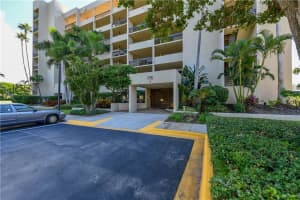 1115 Gulf of Mexico Dr, Longboat Key, FL 34228, Sold 09/27/19