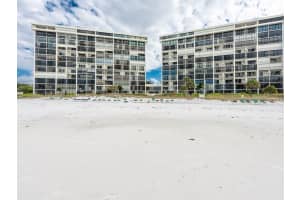 19 Whispering Sands Dr, Sarasota, FL 34242, Sold 03/01/19