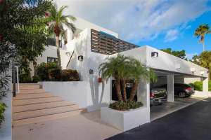 838 Bayport Way, Longboat Key, FL 34228, Sold 01/23/19