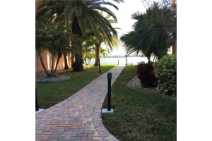 8977 Midnight Pass Rd, Sarasota, FL 34242, Sold 03/26/19