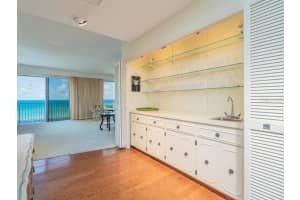 2301 Gulf of Mexico Dr, Longboat Key, FL 34228, Sold 10/31/19