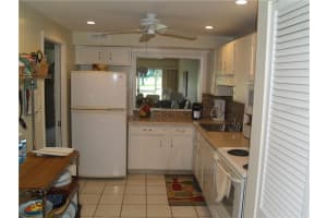 7405 W COUNTRY CLUB DR N #104, SARASOTA, FL 34243 - MLS#MFRA4443917