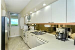 1115 Gulf of Mexico Dr, Longboat Key, FL 34228, Sold 02/13/20