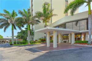 20 Whispering Sands Dr, Siesta Key, FL 34242, Sold 12/06/19
