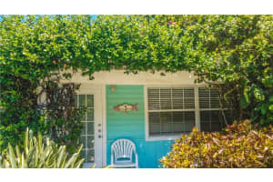 1603 Gulf Dr N, Bradenton Beach, FL 34217, Sold 12/31/19