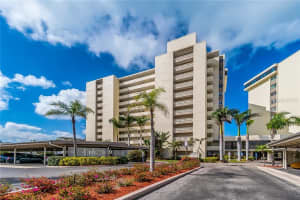 20 Whispering Sands Dr, Siesta Key, FL 34242, Sold 02/10/20