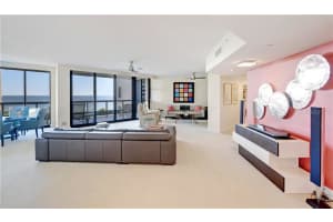 1241 Gulf of Mexico Dr, Longboat Key, FL 34228, Sold 02/19/21