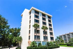 8735 Midnight Pass Rd, Sarasota, FL 34242, Sold 04/05/21